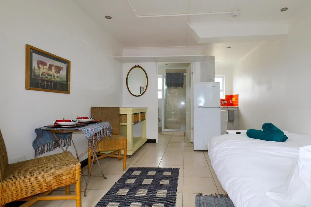Stoked Studio Apartments Muizenberg