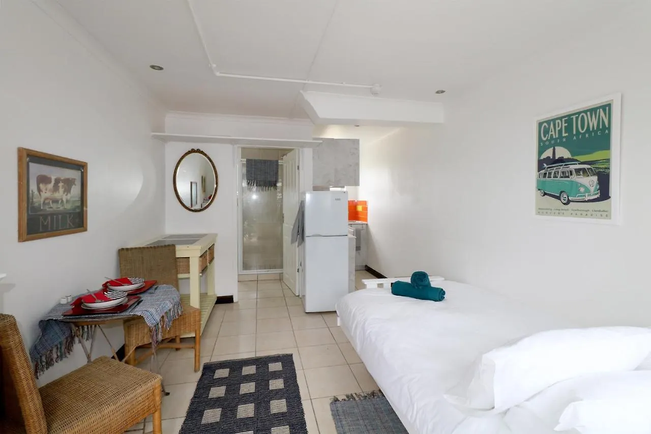 Stoked Studio Apartments Muizenberg