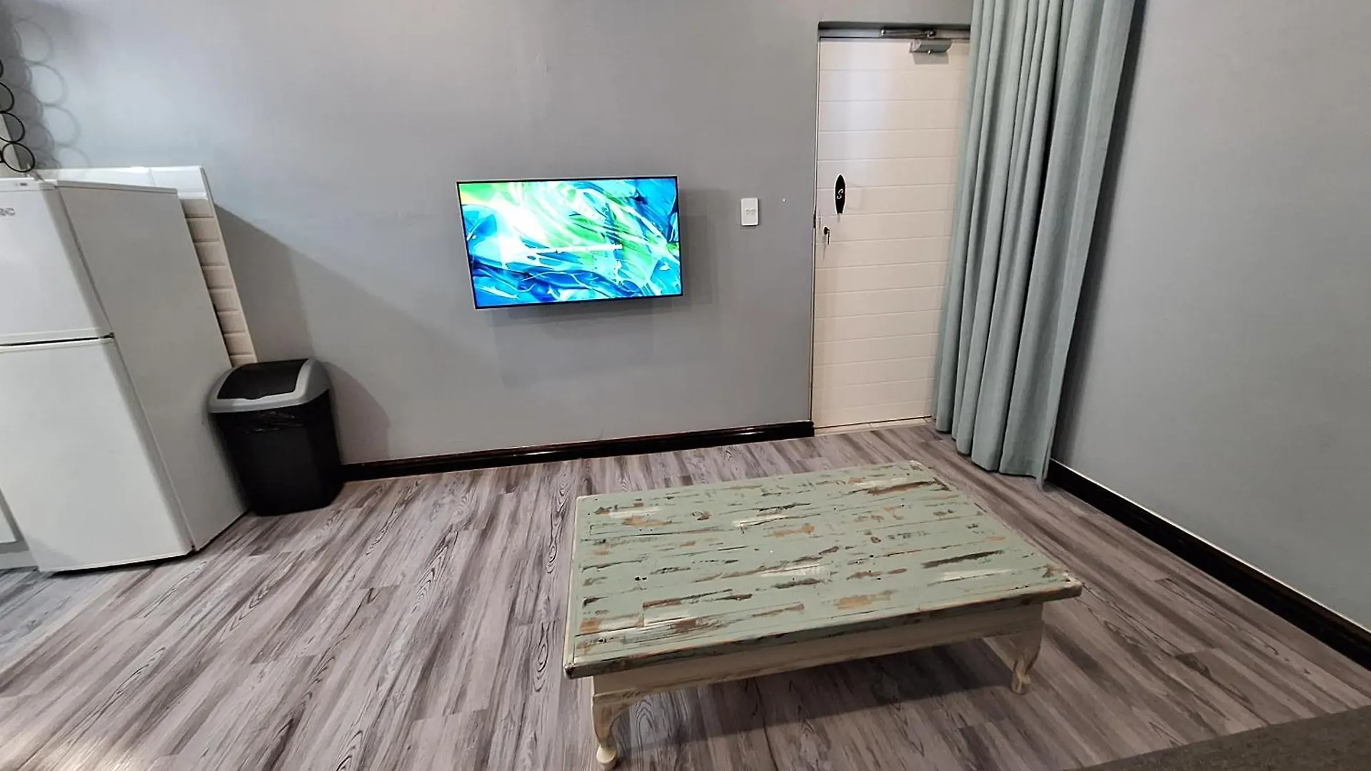 Stoked Studio Apartments Muizenberg